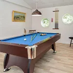 Four-bedroom In 布拉万德