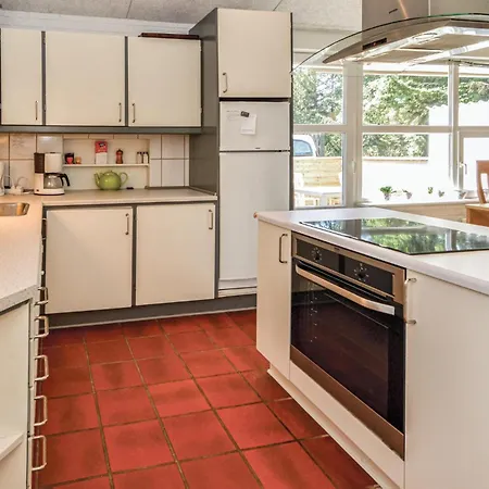 Four-bedroom In Ferienhaus