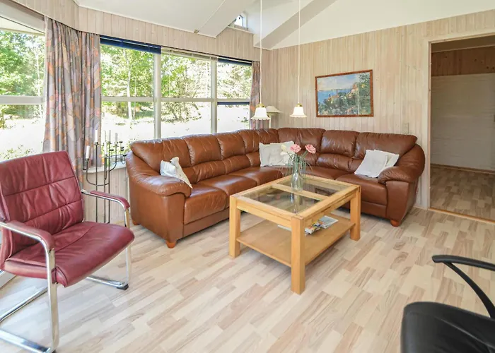 Four-Bedroom Holiday Home In Blavand Holiday home *