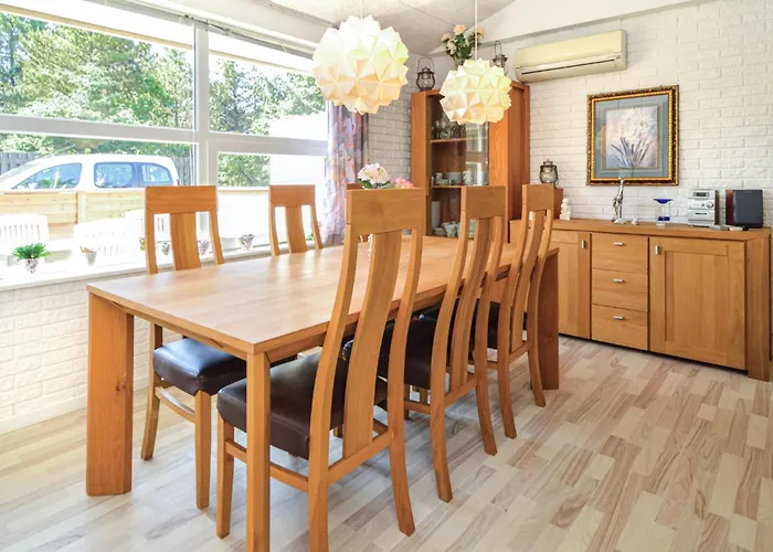 Four-Bedroom Holiday Home In Blavand Holiday home